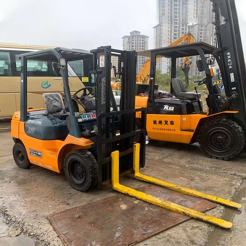 3000 kg Weight Lifting Tools Triplex 3t Diesel Used Forklift with Sidesway in Pakistan