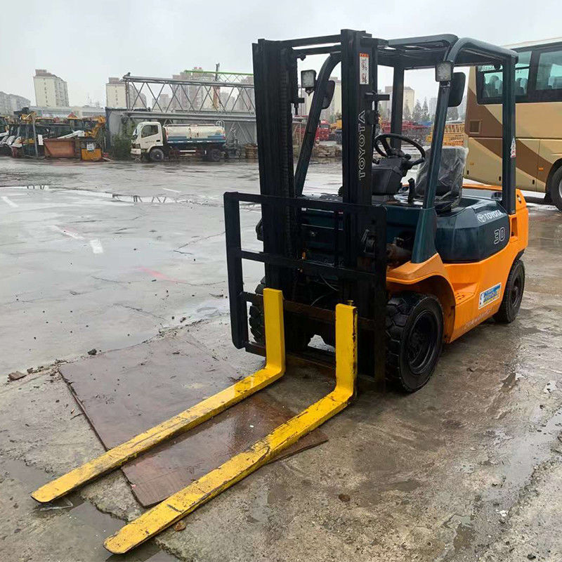 3t Diesel Engine Forklift in India with 10m Lifting Height and Electric Power Source