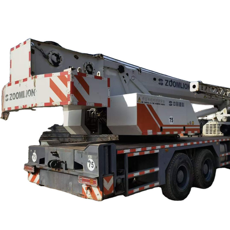 Top Selling 25 Ton Zoomlion Wheeled Mobile Truck Crane with Max. Lifting Height of 41M