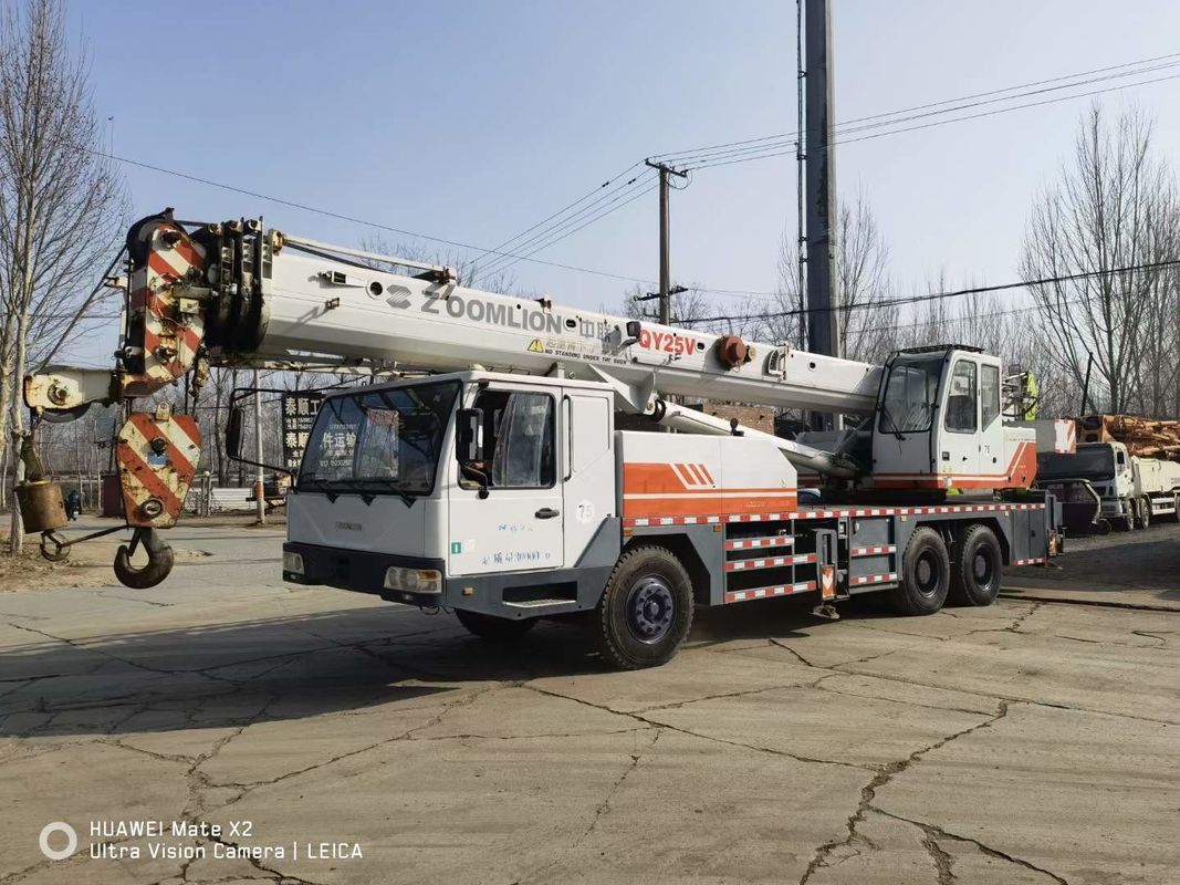 Top Selling 25 Ton Zoomlion Wheeled Mobile Truck Crane with Max. Lifting Height of 41M