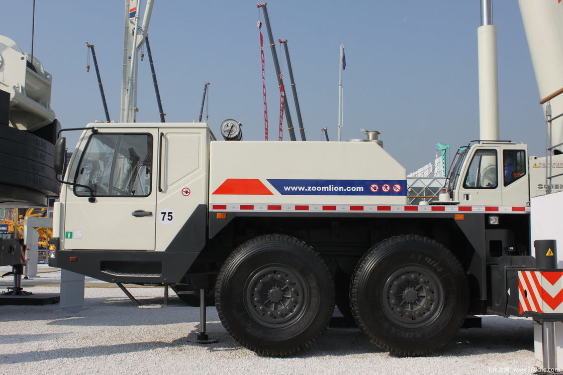80 Ton Used Crane Machine Zoomlion Crane Truck x3000 Liftling Equipment for uae Market