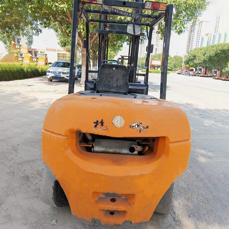 4.5 Ton Diesel Forklift 4WD Ideal for Various Working Environments and Tasks