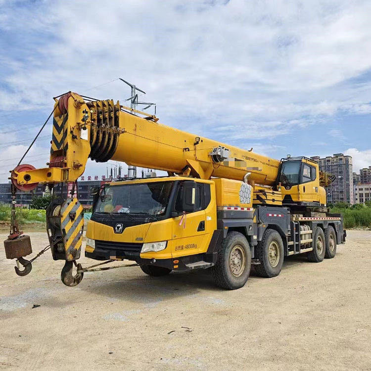 2 RPM Rotation Speed XCT130 130 Ton Truck Crane Telescopic Arm Used Truck Cranes
