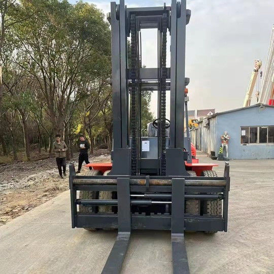12 Ton Heli Diesel Forklift The Perfect Solution for Heavy Duty Material Handling