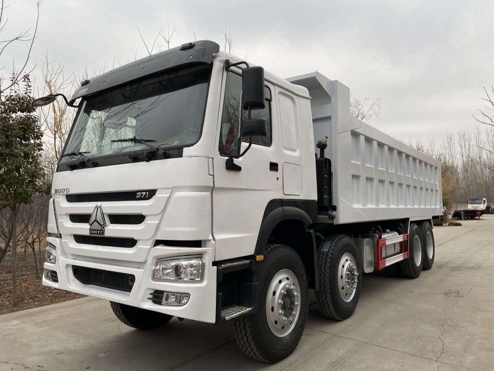 Used Tipper Truck 35tons Sinotruk HOWO 8*4 Dump Truck 371HP for Mining Transportation