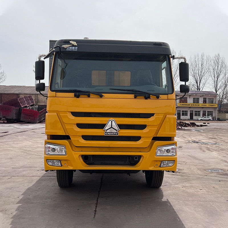 2.8*1.7*1.7 Cargo Tank Dimension Howo 12 Wheeler Tipper Truck 40 Ton Capacity