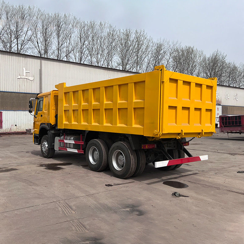 2.8*1.7*1.7 Cargo Tank Dimension Howo 12 Wheeler Tipper Truck 40 Ton Capacity