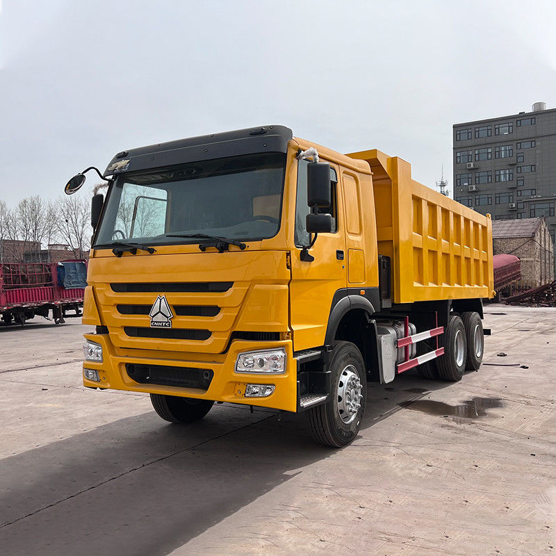 2.8*1.7*1.7 Cargo Tank Dimension Howo 12 Wheeler Tipper Truck 40 Ton Capacity