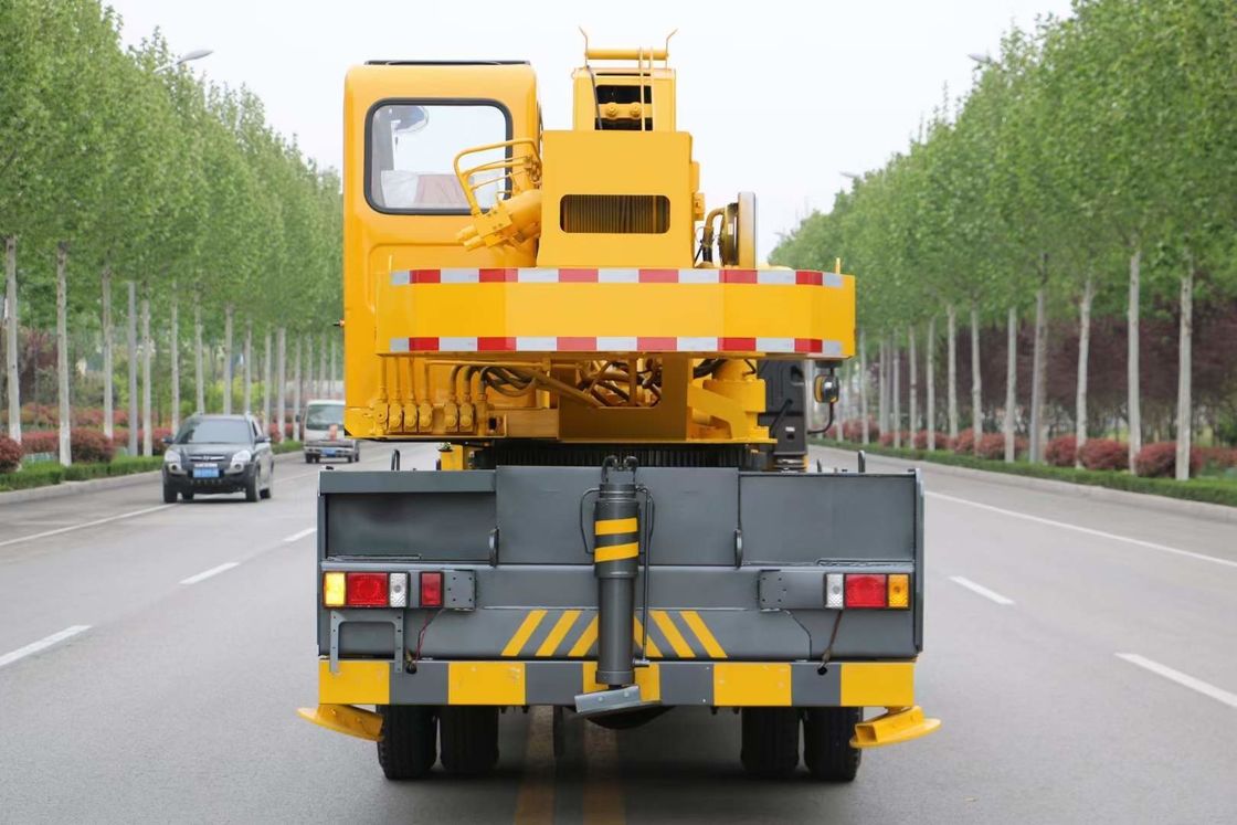 Max. Lifting Height of 30M and Weight of 12800 kg 12 Ton Telescopic Boom Crane Truck