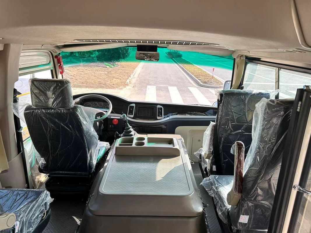 16 Seater Left Hand Drive Mini Bus Van with Manual Transmission and 4L Engine Capacity