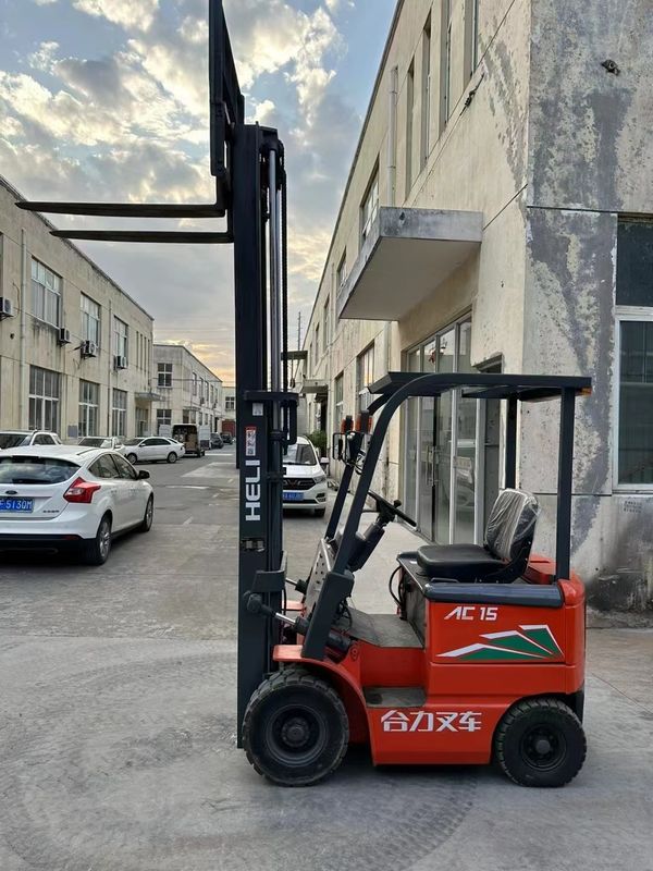 Top Stairs 3ton Diesel Forklift with 280mm Fork Width and 3000mm Max. Lifting Height