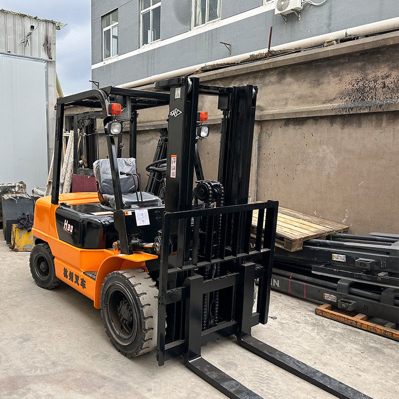 Working Condition 3 Ton CPC3-LG6 Forklift After Service and Diesel Engine Power Source