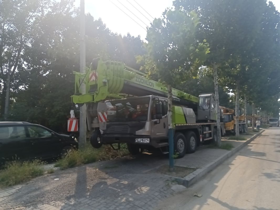50 Ton Portable Telescopic Crane Truck with Other Engine and Rated Loading Capacity