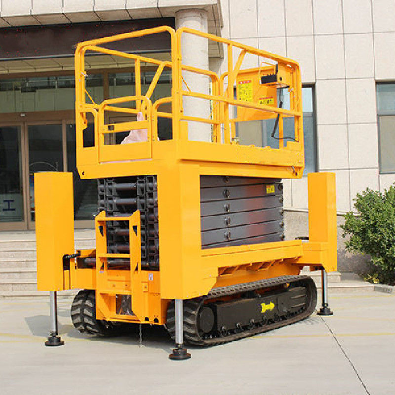 1360 mm Wheelbase Hydraulic Self-Propelled Scissor Lift for Lifting Tools in Ground