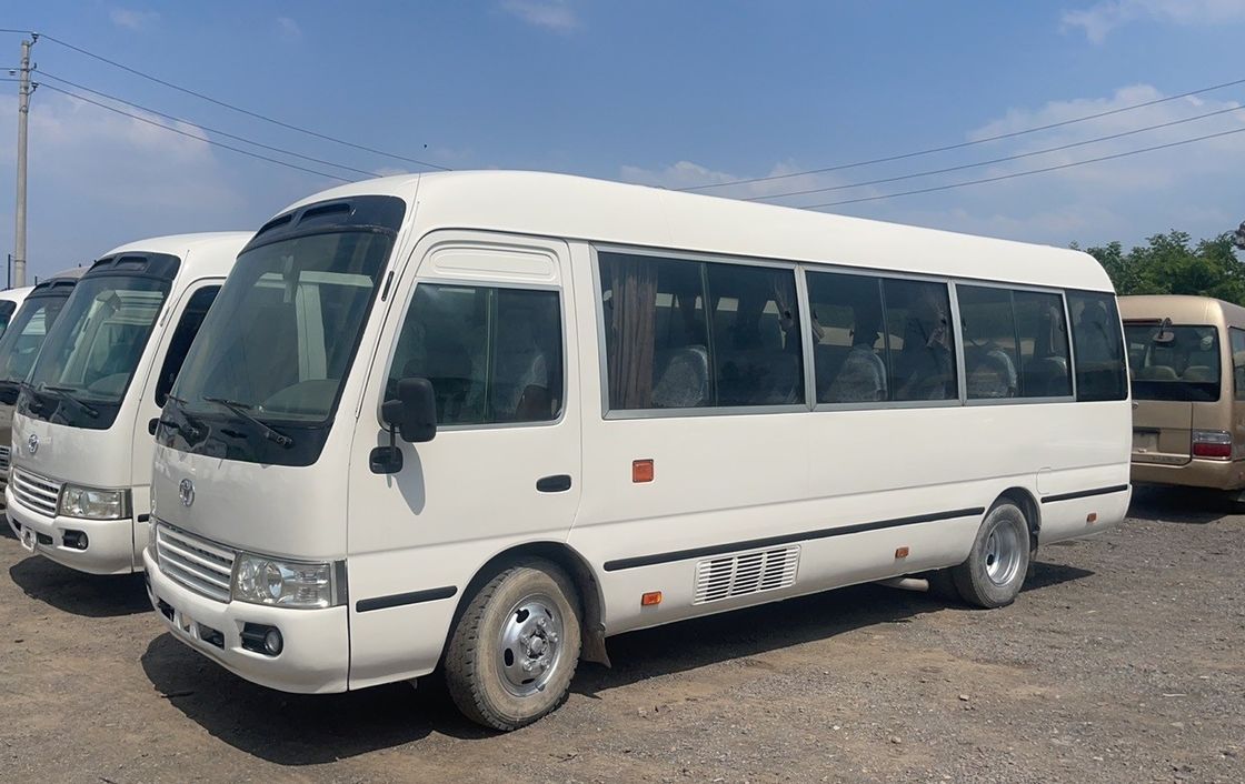 7m 30 Seater Toyo Ta Coaster Bus Engine Capacity 4L Overall Dimensions mm 7725x2000x2600