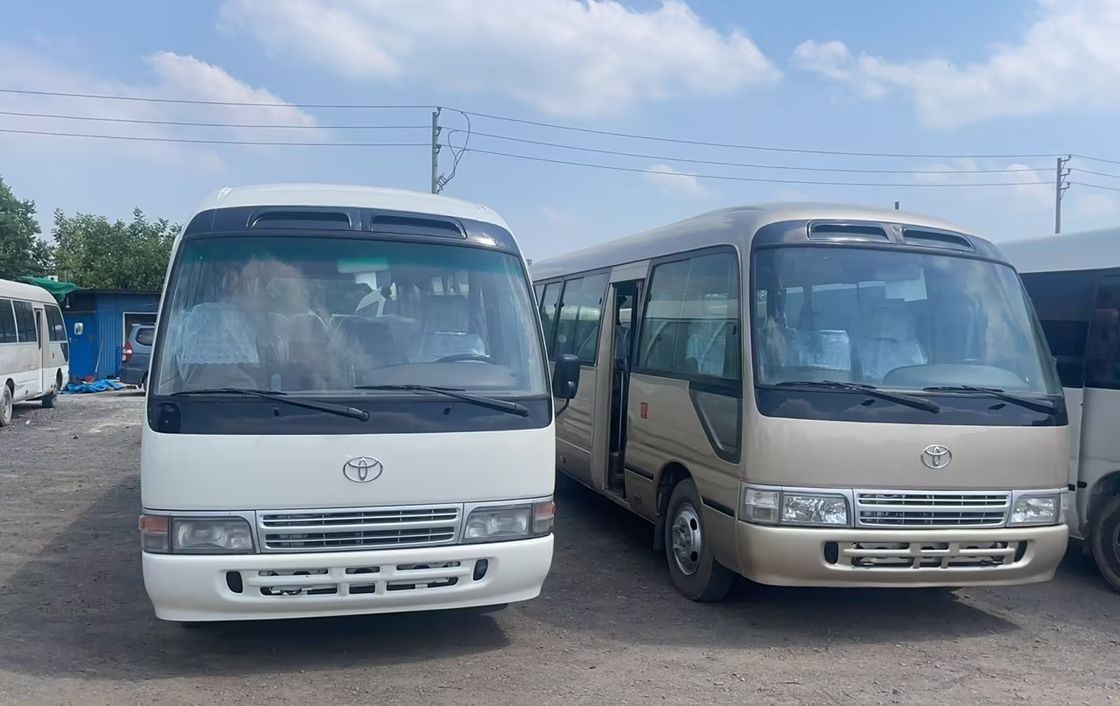 7m 30 Seater Toyo Ta Coaster Bus Engine Capacity 4L Overall Dimensions mm 7725x2000x2600