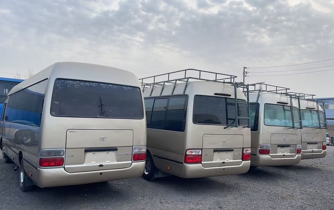 Diesel Engine Coaster Bus 23-30 Seats Good Condition 6-8L Capacity for Within Budget