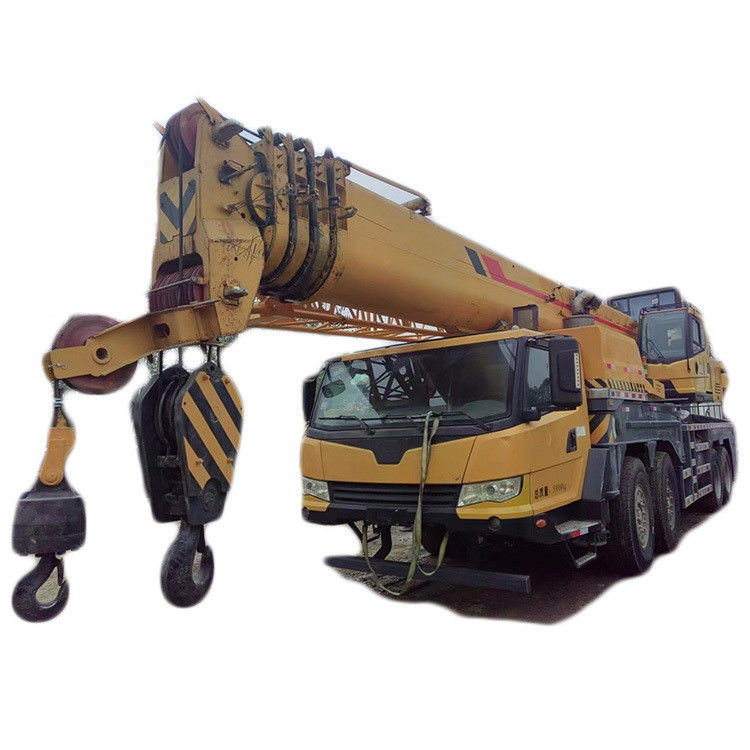 Outdoor Construction Goods Lifting with YUCHAI Engine 80 Ton Telescopic Arm Crane Truck