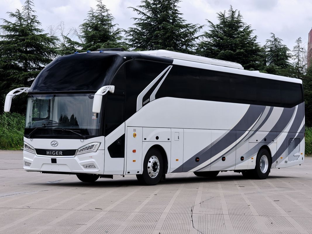 50 Seater Bus with Left Hand Drive Engine Capacity 8L Guaranteed Fuel Type Diesel