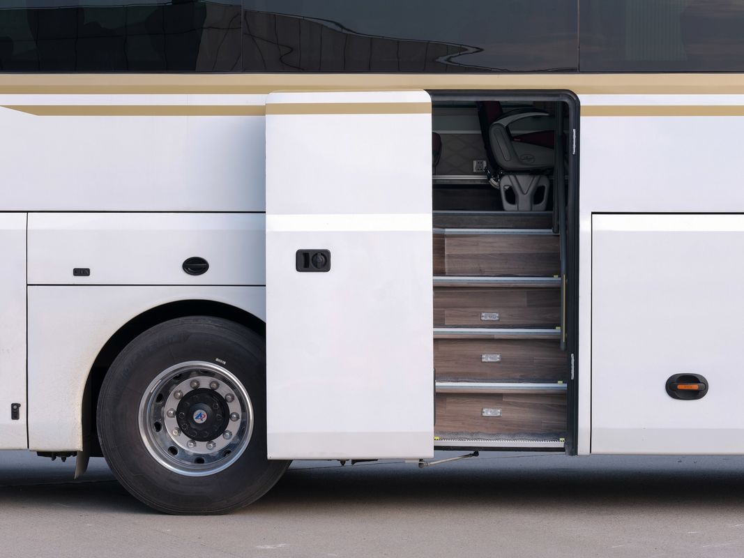 50 Seater Bus with Left Hand Drive Engine Capacity 8L Guaranteed Fuel Type Diesel