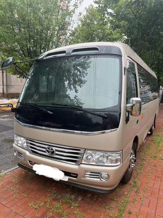 30 Seats Diesel Toyota Coaster Bus for Tourist Luxury Bus Emission Standard Euro 3