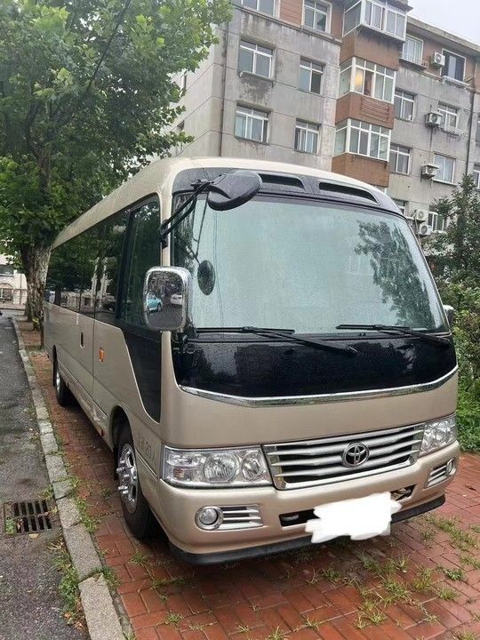 30 Seats Diesel Toyota Coaster Bus for Tourist Luxury Bus Emission Standard Euro 3