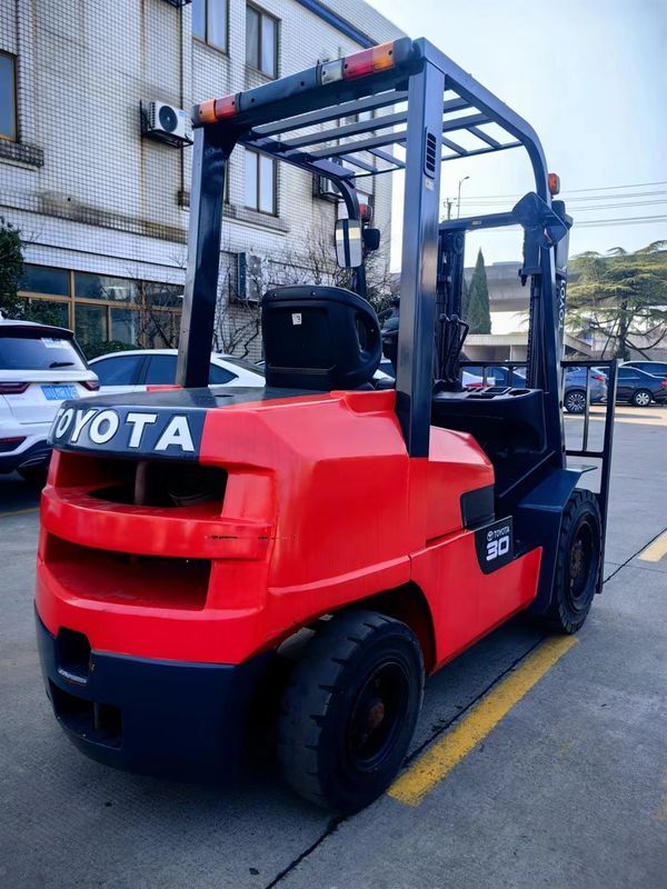3 Ton Manual Diesel Toyota Forklifts with Original Color and 3m Min. Lifting Height