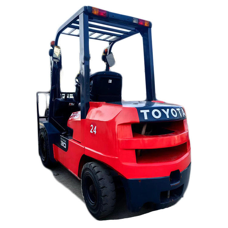 3 Ton Diesel Forklift Used Toyota Forklift with Good Prices and in 8F30 Power Type