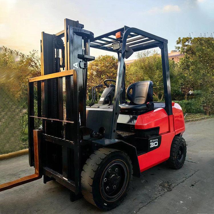 3 Ton Diesel Forklift Used Toyota Forklift with Good Prices and in 8F30 Power Type