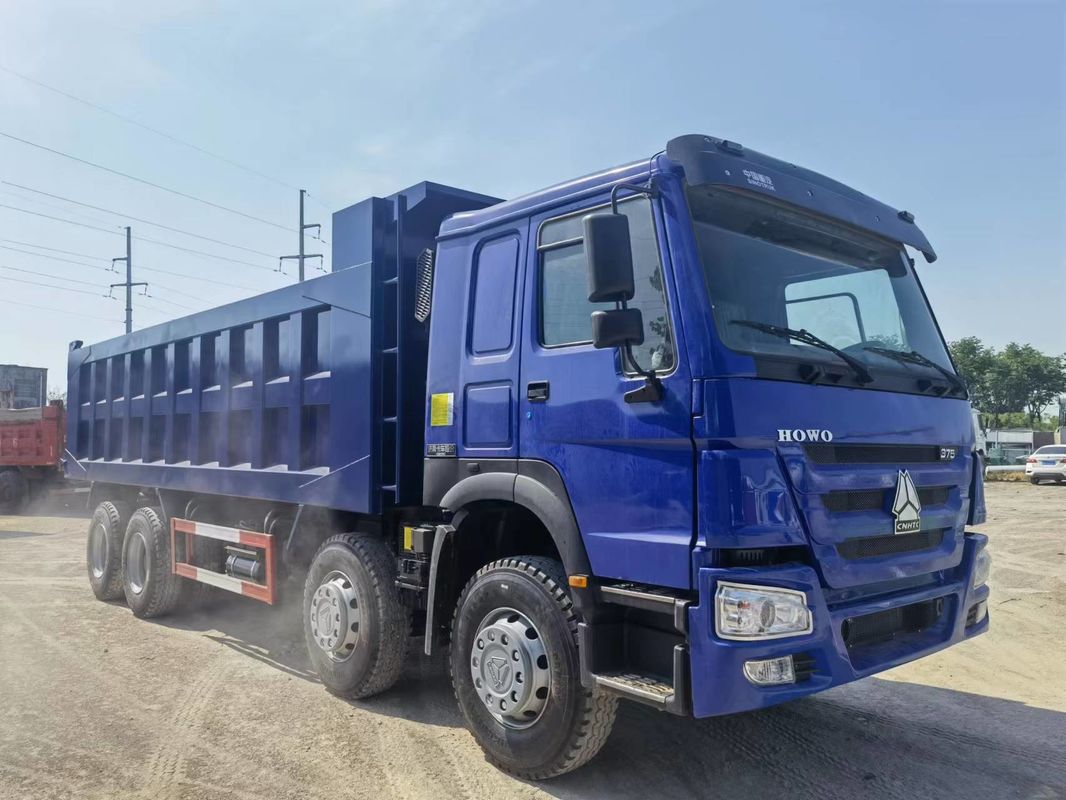 16 Wheeler HOWO 8X4 Heavy-duty Used Tipper Dump Truck with 300-400L Fuel Tank Capacity