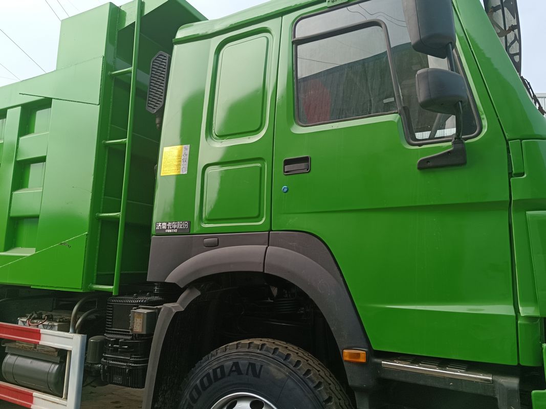 LHD SINO TRUCK HOWO 371HP 6x4 Used Heavy-duty Dump Tipper Truck for 2 Passengers