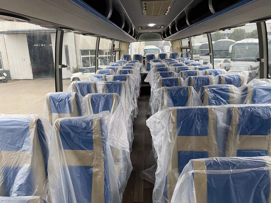Used Yutong Bus 2024 Model with 2 2 Layout and 54 Seats in Euro 3 Emission Standard