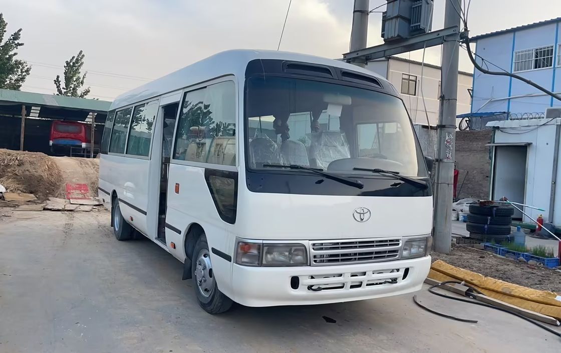Toyo Ta Coaster Buses with Left Drive and Turbo Charger Engine in Good Condition
