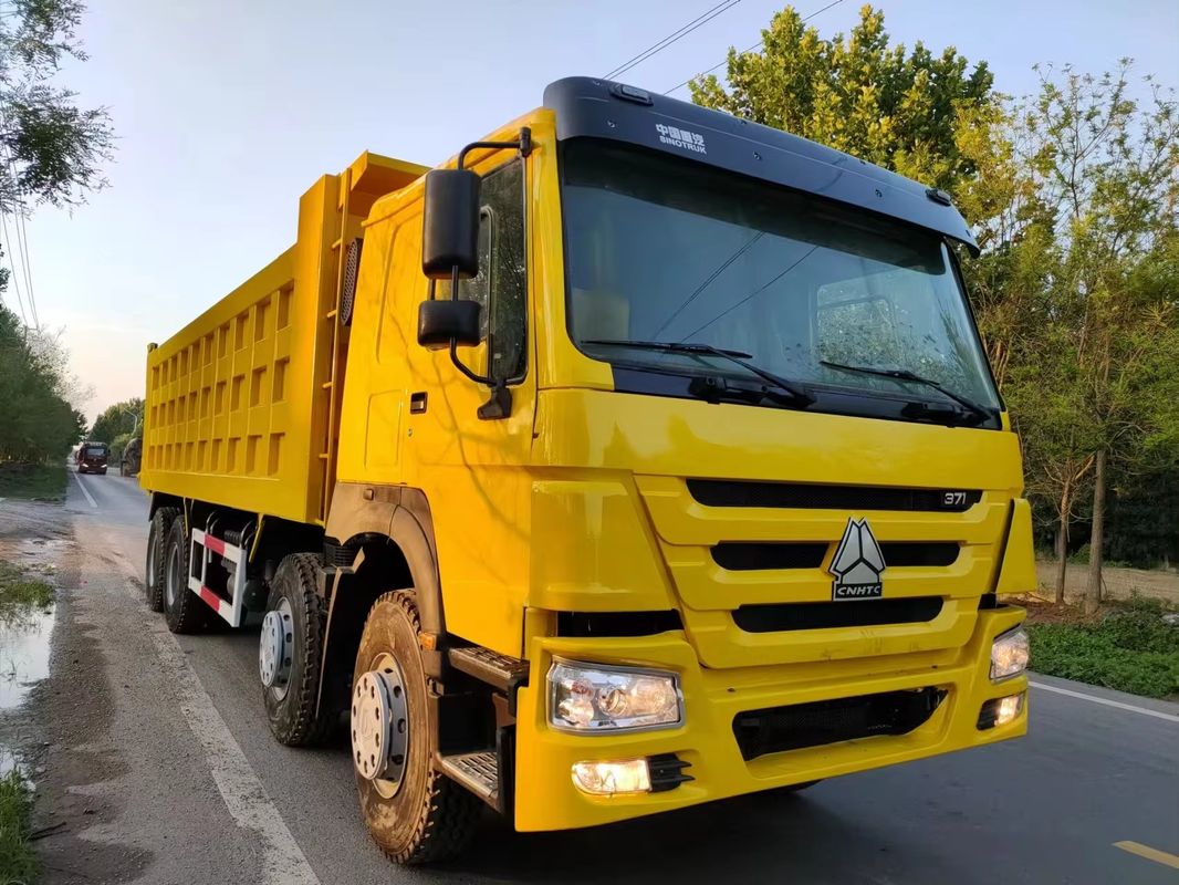 Used Howo 8x4 12 Wheel Dump Trucks 375 Hp Diesel Engine Sand Tipper Truck with No ESC