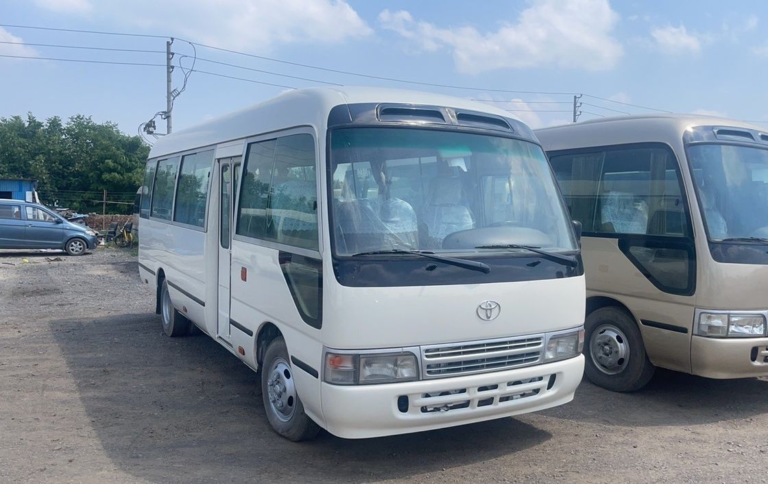 30 Seats Used Toyota Coaster Bus with 9.00R20 Tires and Max Power of 113/5200 kW