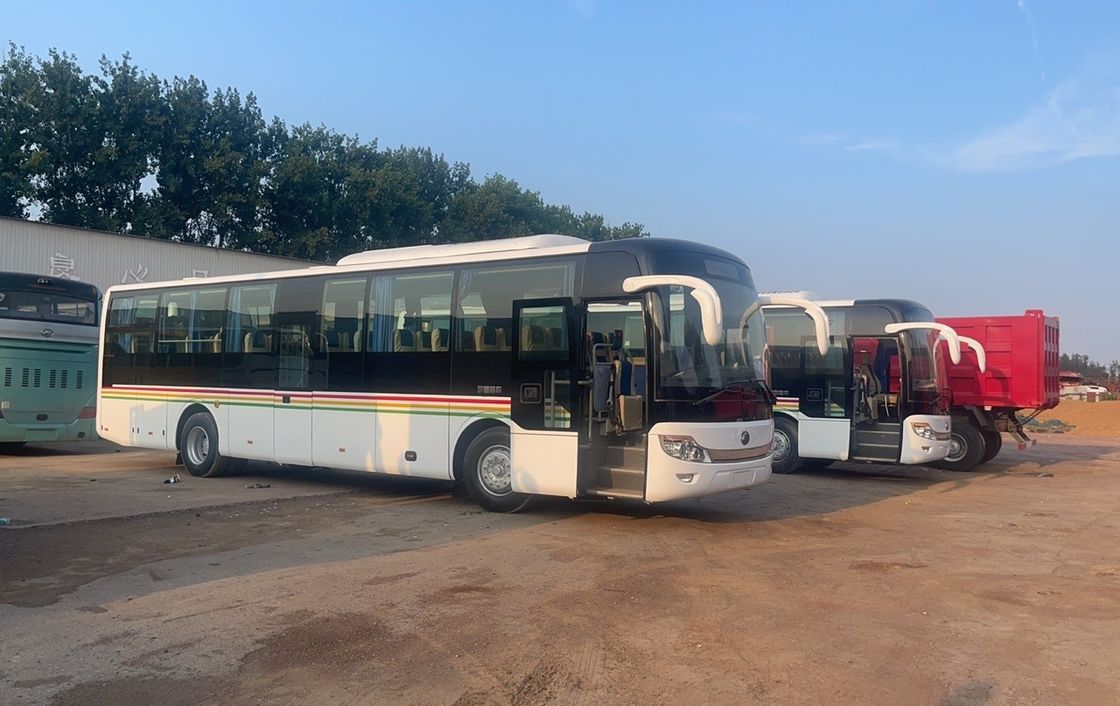 62 Seats Luxury Coach Bus in Africa Highly Refurbished with AC and Manual Transmission