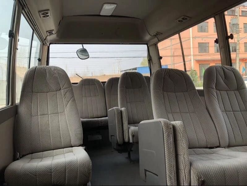 G.V.W Kg 5900 Well Conditioned Toyota Coaster 30 Seaters Bus for Passenger Transport