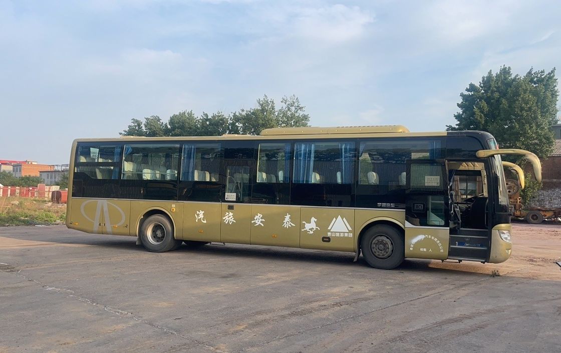 Euro 3 Emission Standard 65 Seats Coach Bus Refurbished with 320L Fuel Tank Capacity