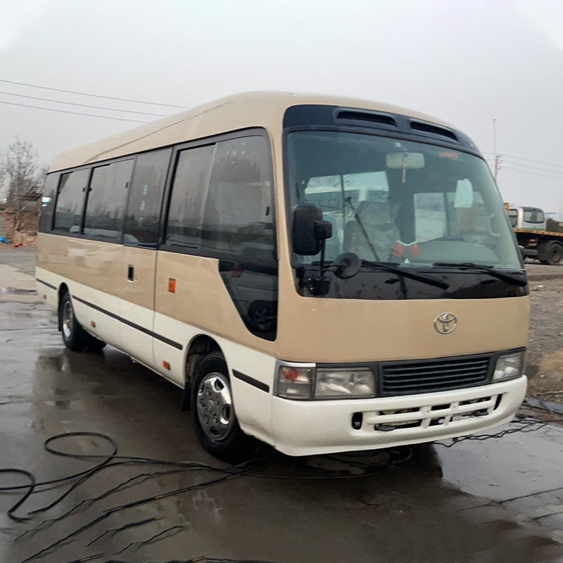 Used Toyo Ta Coaster Bus with 6-8L Engine Capacity and EURO 3 Emission in Good Condition