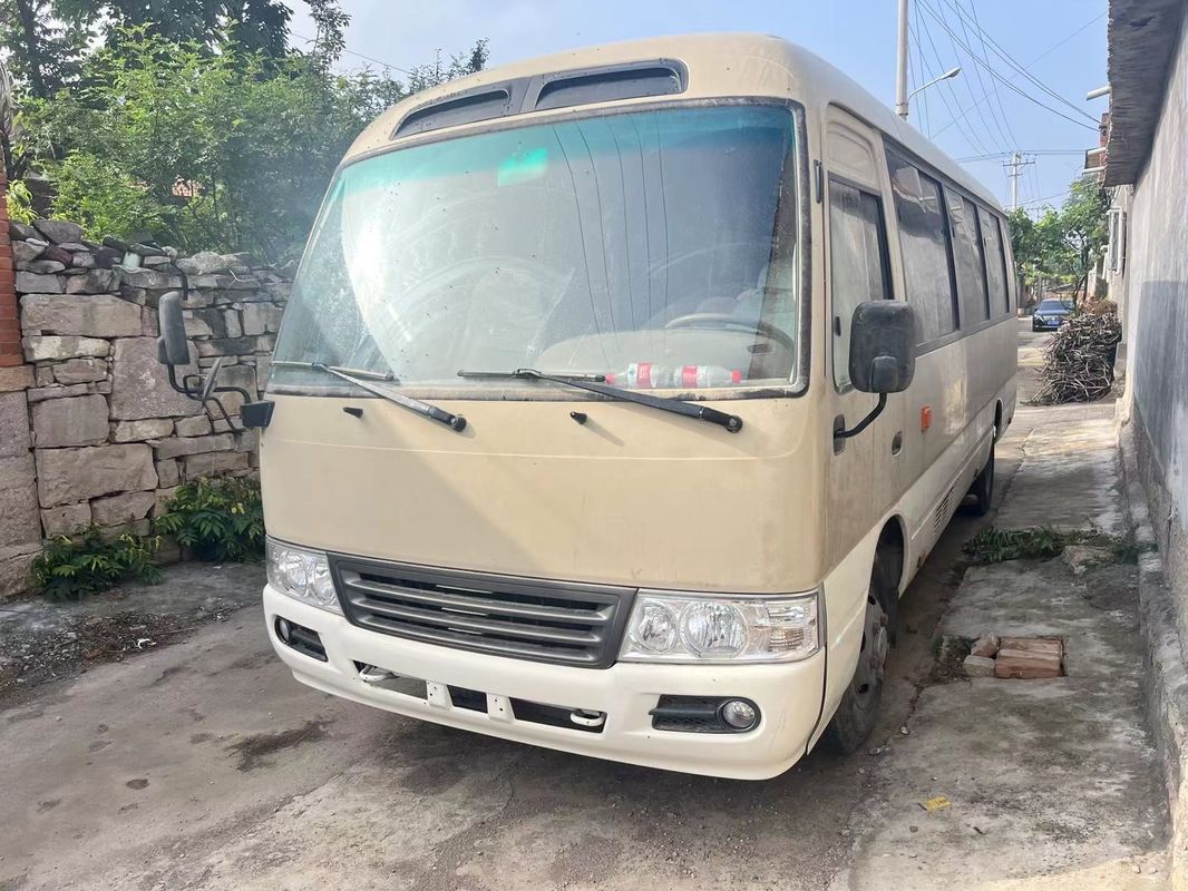 30 Seater Toyota Coaster Bus with Good Condition and Manual Transmission Type Perfect