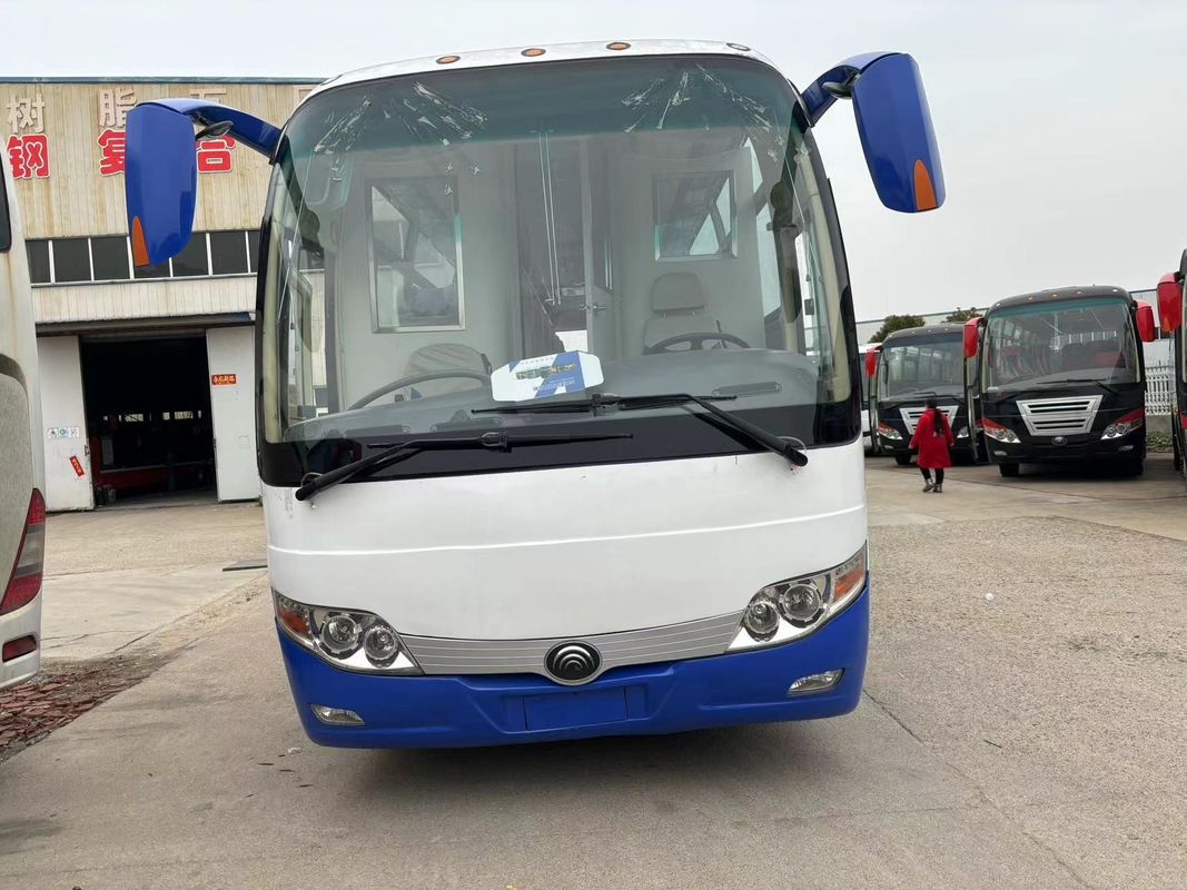 50 Seater Passenger Coach Bus with Customized Color Design and Euro 3 Emission Standard