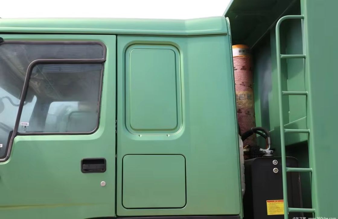 Sinotruck Howo 30tons 6x4 375hp Used Tipper Truck Dump Truck with Segement Heavy Truck