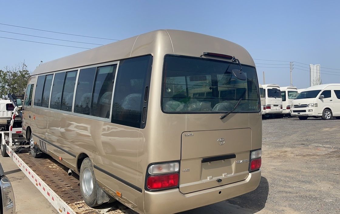 24 Seats Toyota Coaster Bus Well Refurbished with 7.00R16 Tires and G.V.W Kg 5900