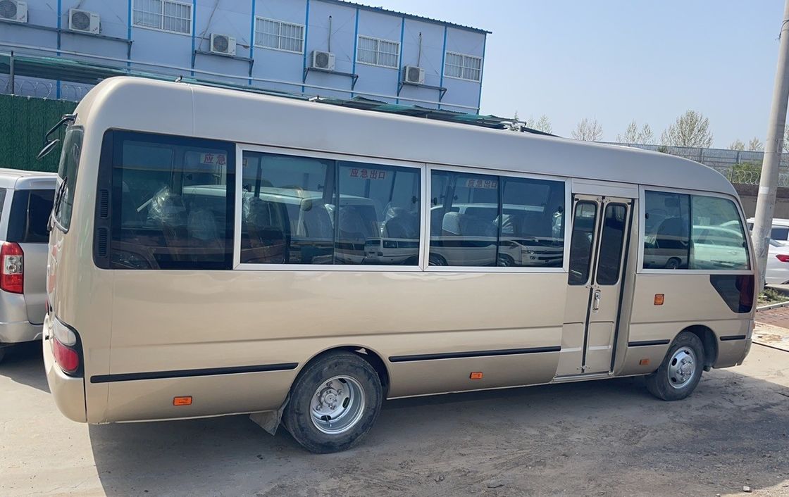 24 Seats Toyota Coaster Bus Well Refurbished with 7.00R16 Tires and G.V.W Kg 5900