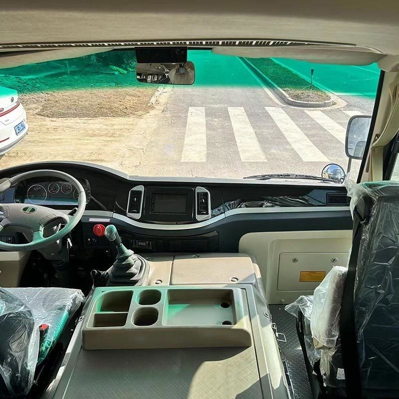 30 1 Seats Toyo ta Coaster Bus with 4L Engine Capacity Euro 2 Emission Standard and 1