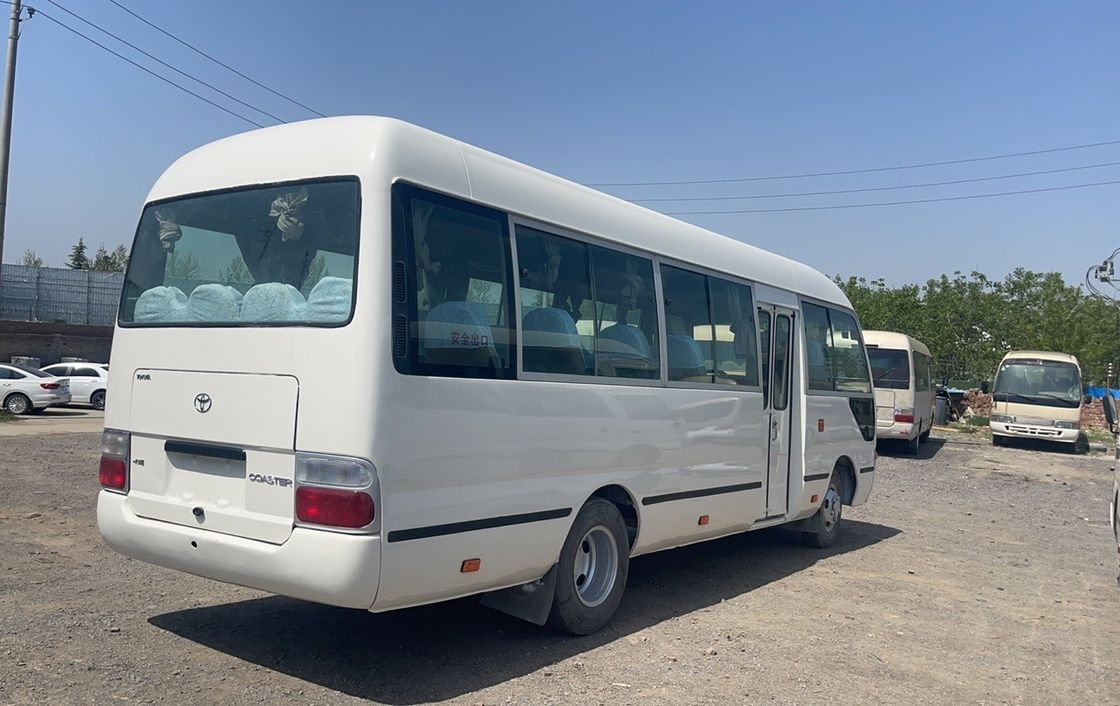 Used Toyota Coaster Bus with EURO 3 Emission and Manual Transmission in Good Condition