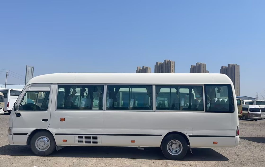 30 Seats Toyota Coaster Bus in Excellent Condition with 6-8L Diesel Engine Capacity