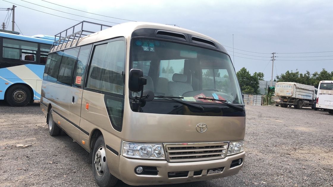 30 Seater Japan Used Bus Manual Toyota Coaster Bus with 7005*2040*2785mm Dimensions