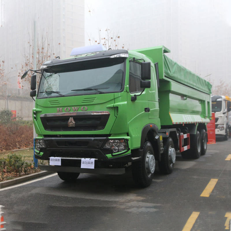 Howo 40 Ton Capacity Tipper Truck with Cargo Tank length ≥8m and WEICHAI Engine
