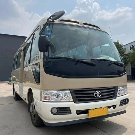 7005*2040*2785mm Toyota Coaster 30 Place Seat Mini Bus with Seat Capacity of 17-30